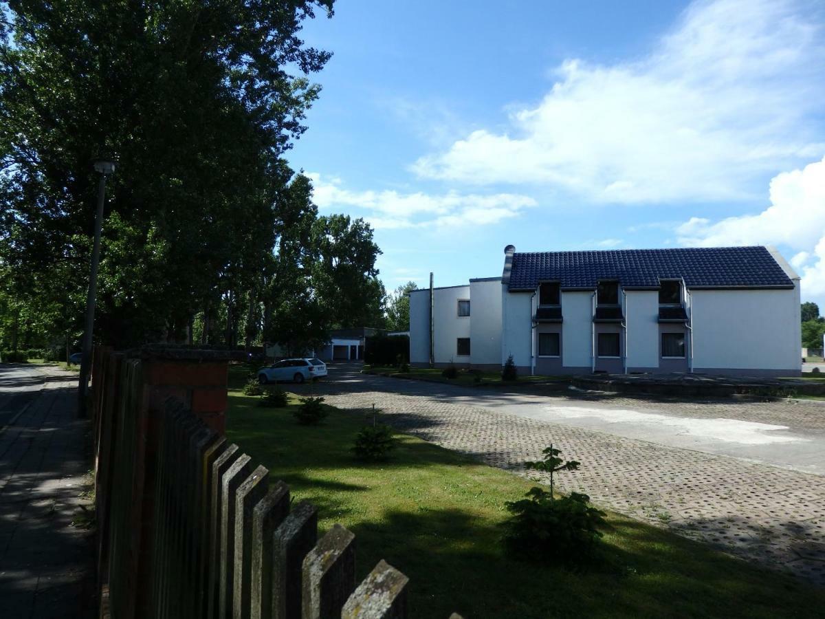 Zur Saale Hotel Weissenfels Exterior photo